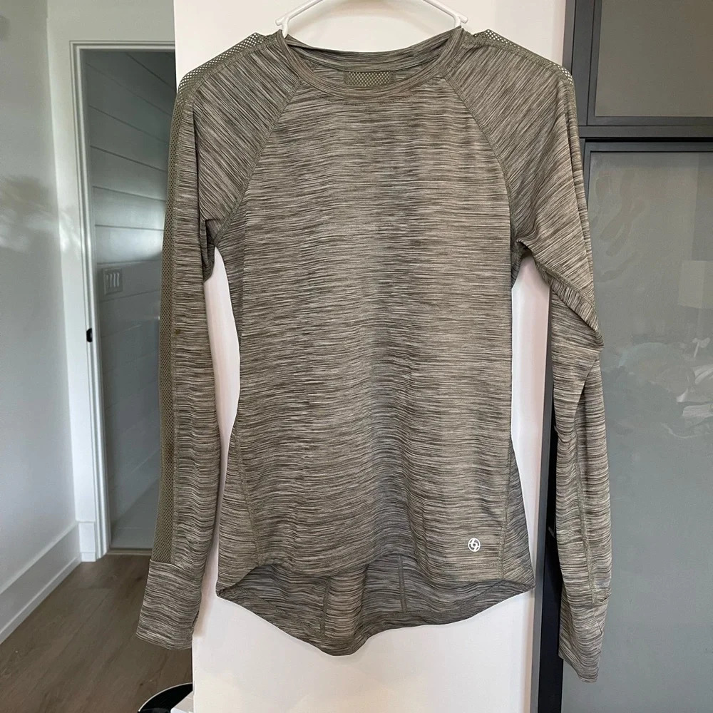 LIJA Gray Green Athletic Top - Size XS